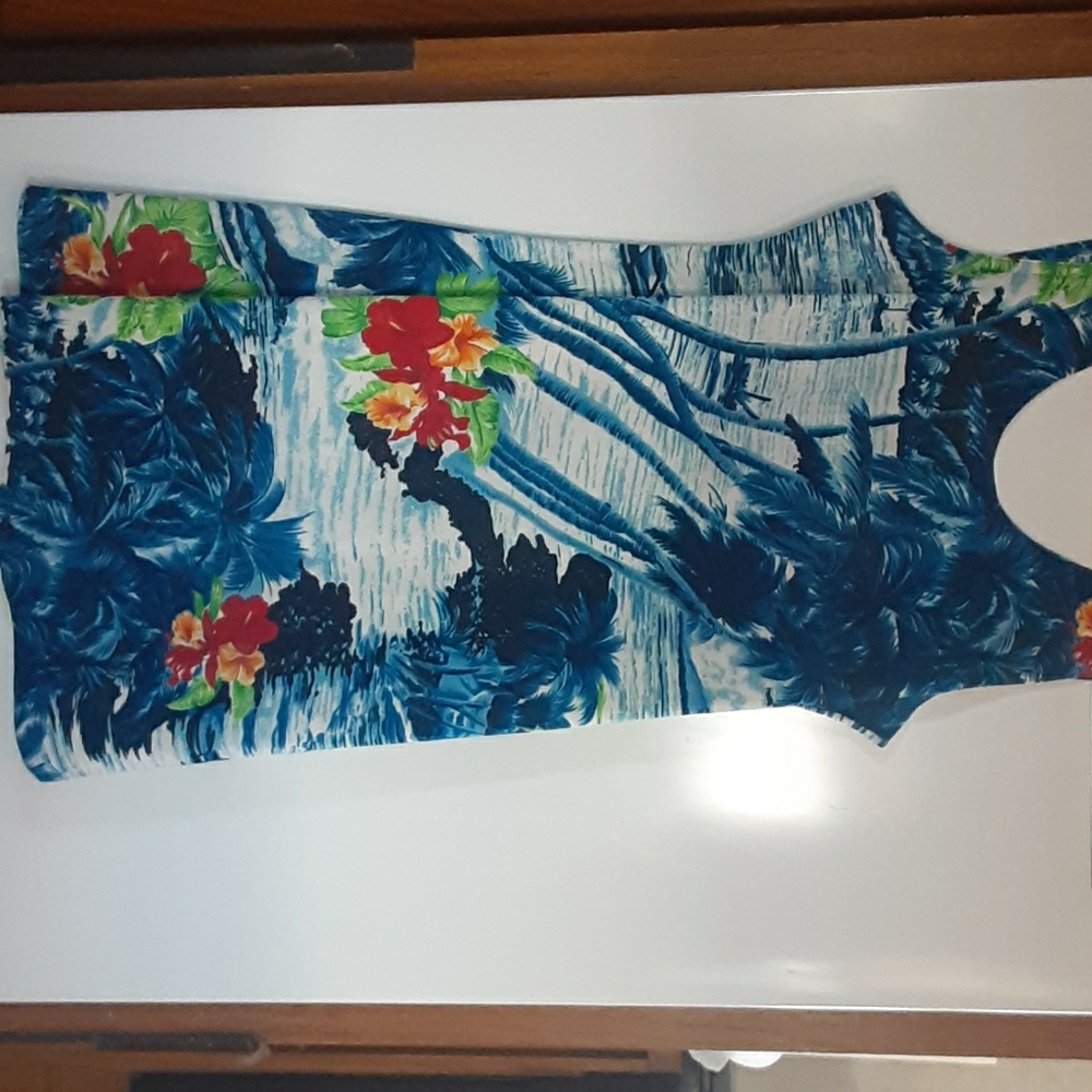 Beautiful Hawaiian dress